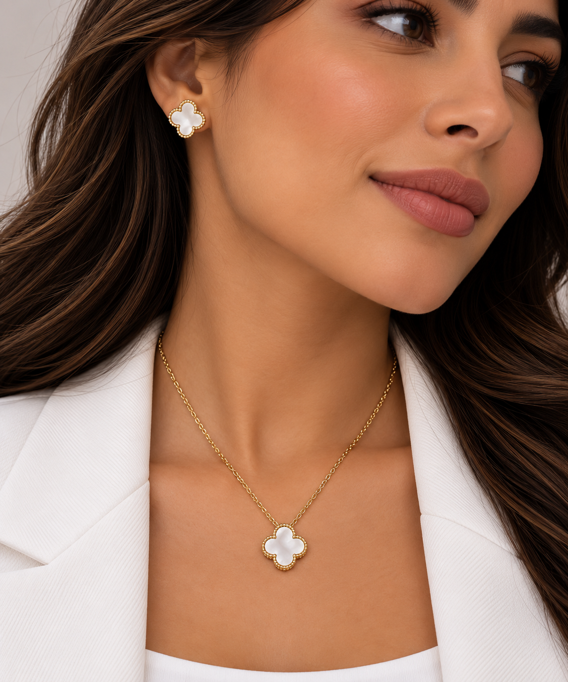 White Mother-of-Pearl Clover Necklace & Earrings Set