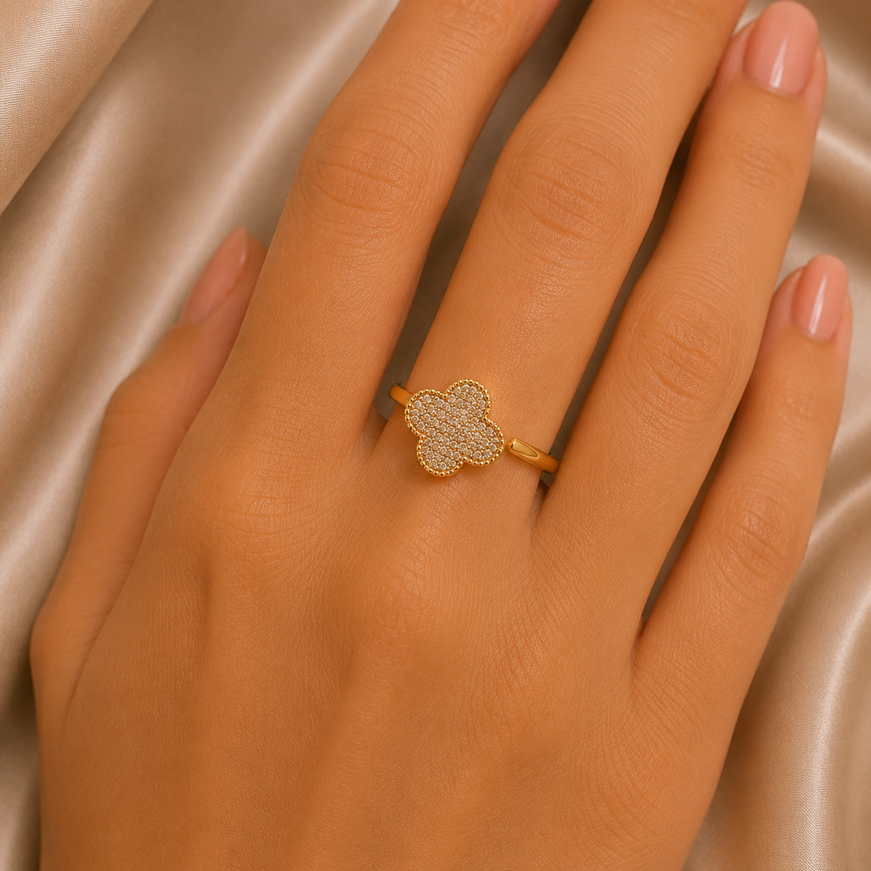 Pavé Clover Statement Ring free size