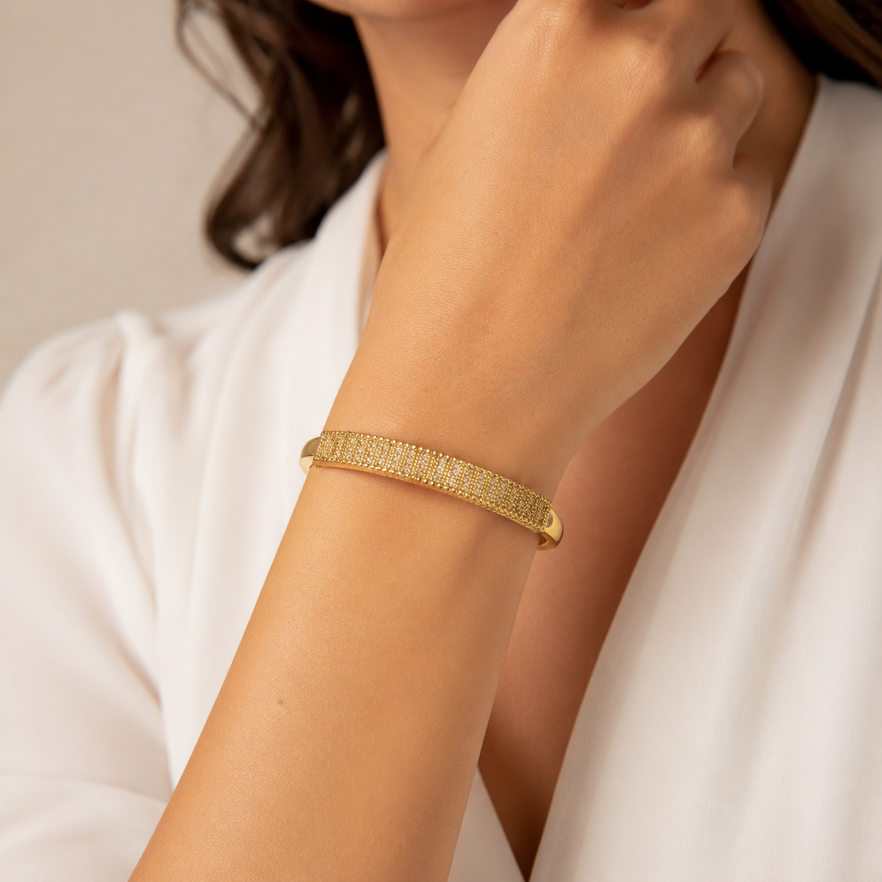 Sienna Gold Pavé Bar Bangle
