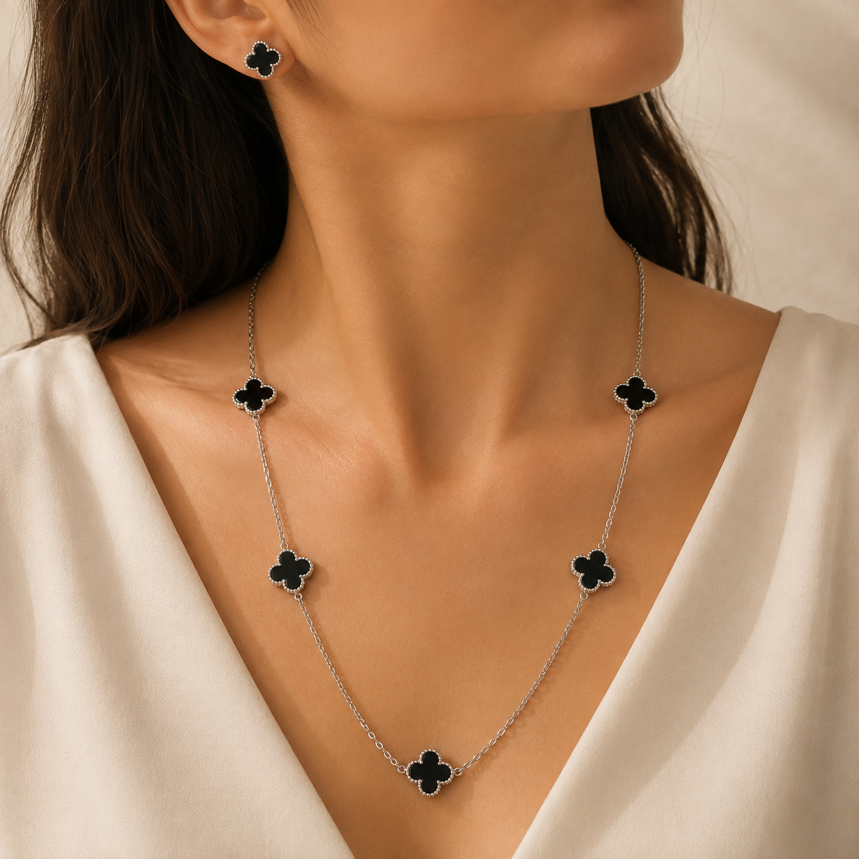 Black Clover Silver Jewelry Set