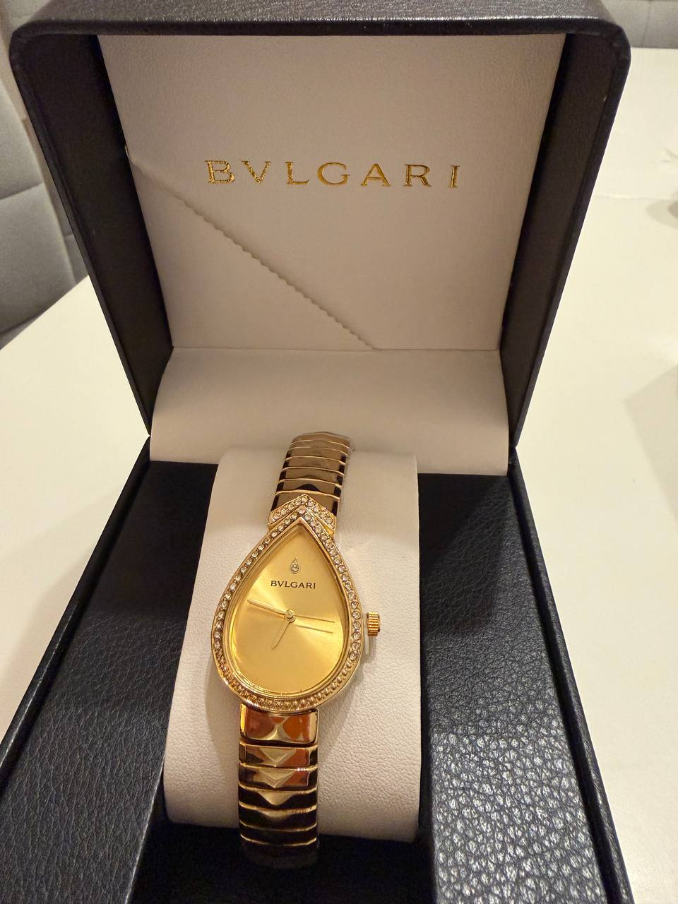 Bvlgari Serpenti Silver Diamond Watch