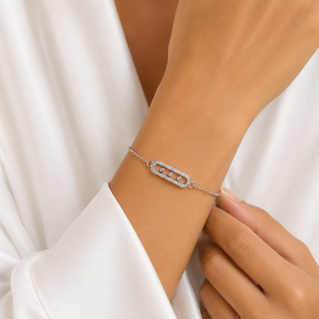Silver Crystal Bracelet – Elegant Edition