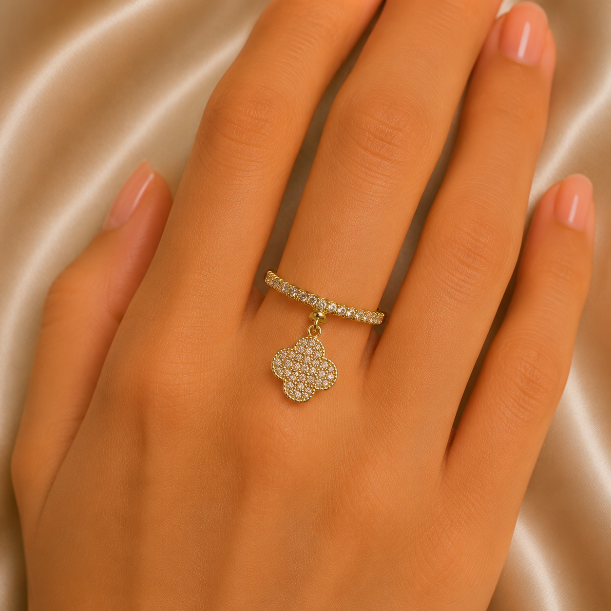 Sparkling Clover Charm Ring free size