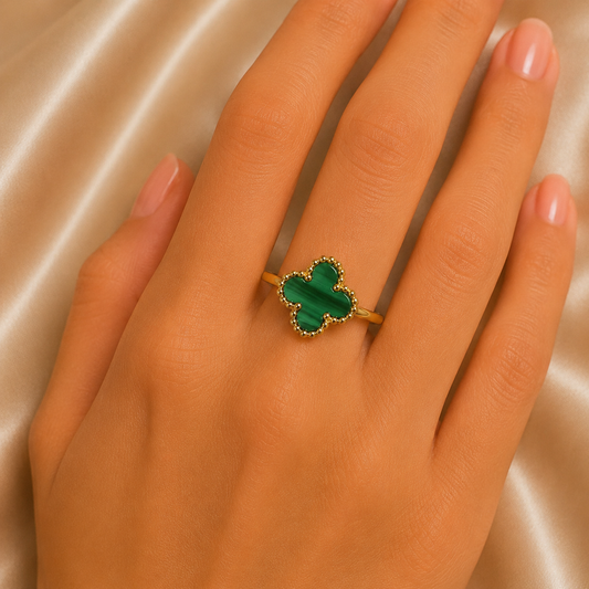 Emerald Clover Ring free size