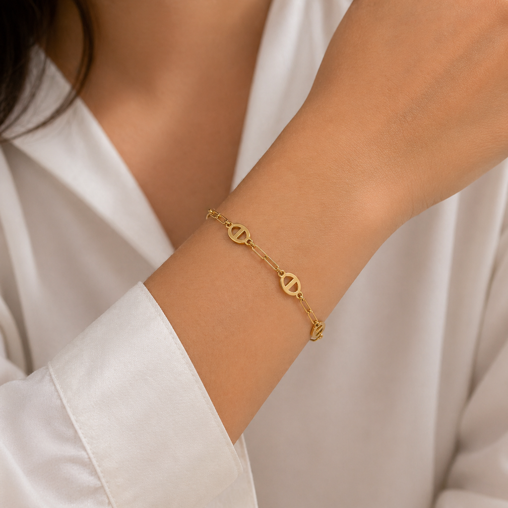 Gold Link Bracelet – Bold Minimal Design