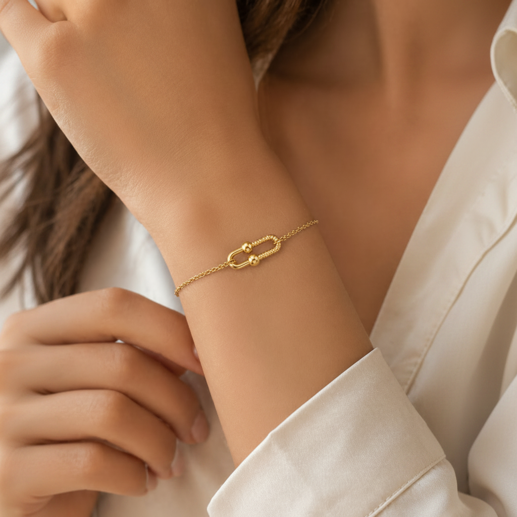 Gold Link Bracelet – Minimal Chic Design