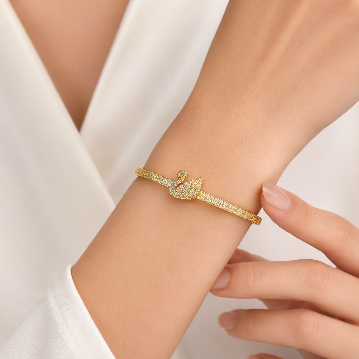 Elysia Gold Swan Bangle