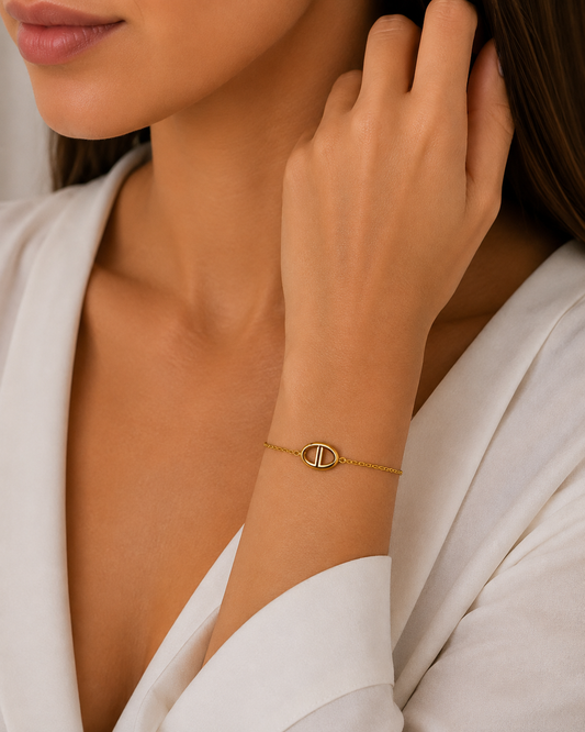 Gold Oval Link Bracelet