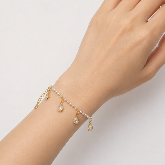 A graceful sparkle. A delicate touch of charm.